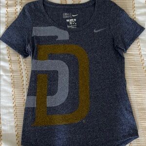 Nike Padres Graphic T-Shirt